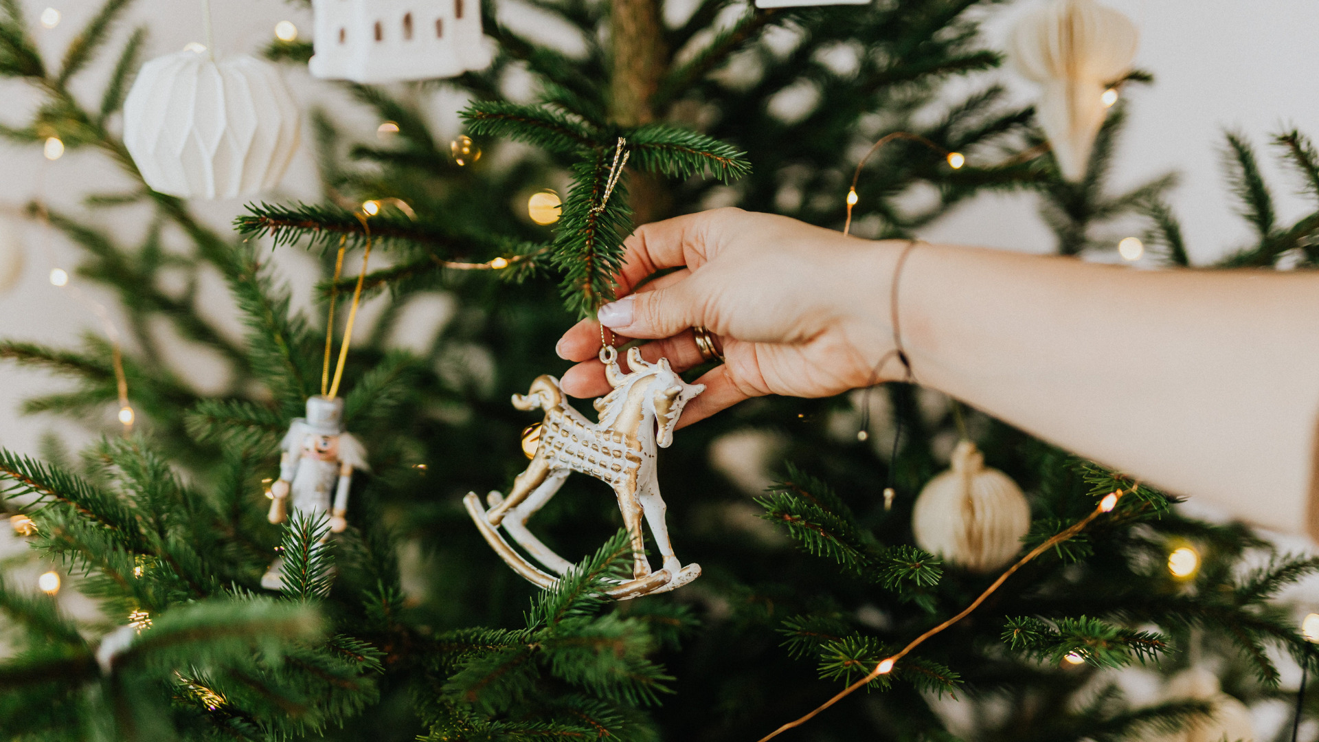 Two Fail-Safe Gifts They’ll Always Remember